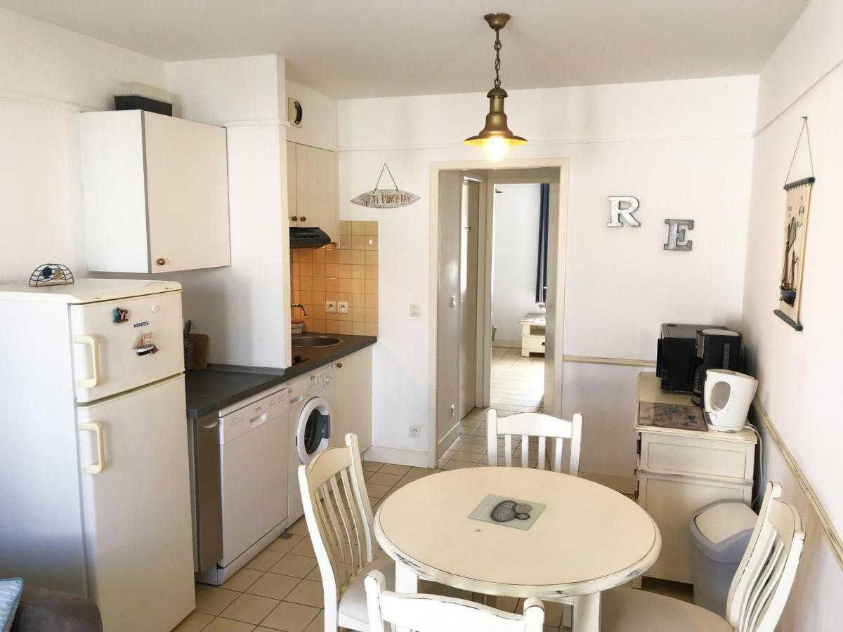 La Jolie Brise Appartement Dans Residence Avec Piscine La Flotte Buitenkant foto